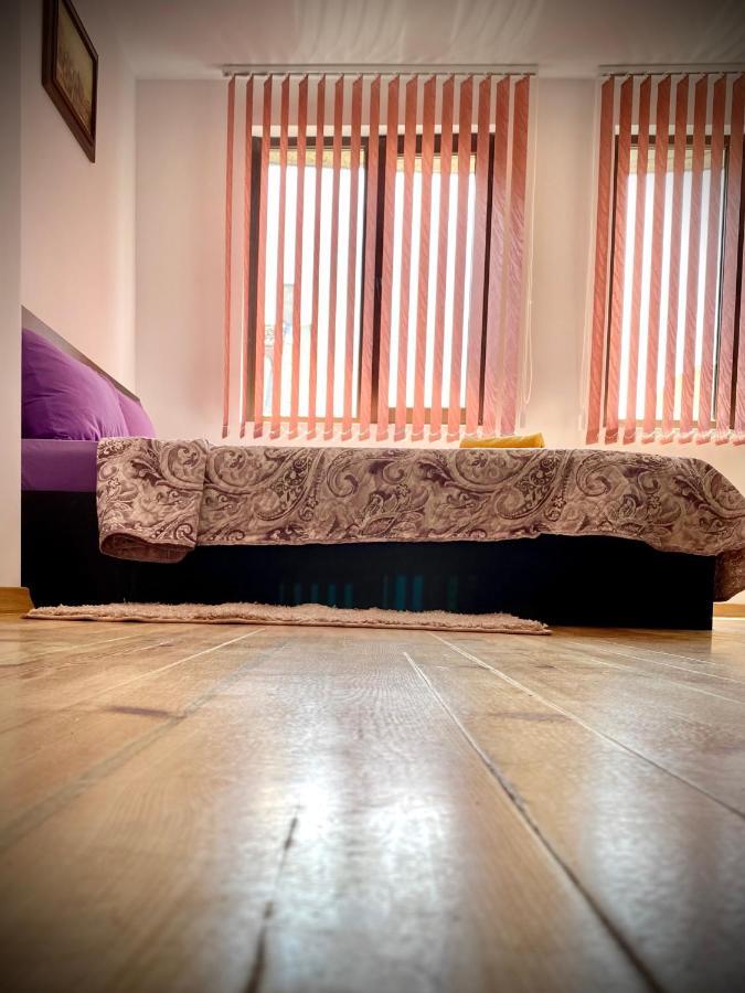 Bright Central Studio For 4 In Burgas Stad Buitenkant foto