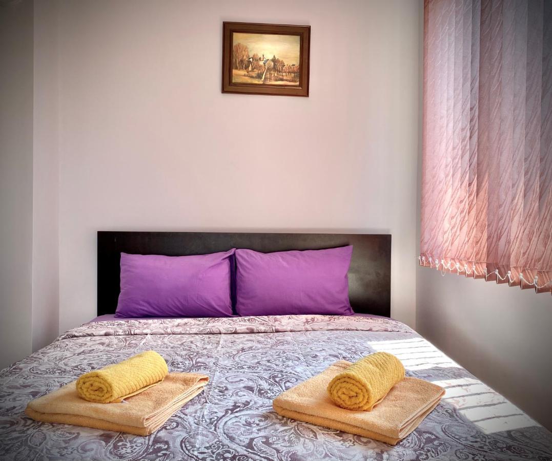 Bright Central Studio For 4 In Burgas Stad Buitenkant foto